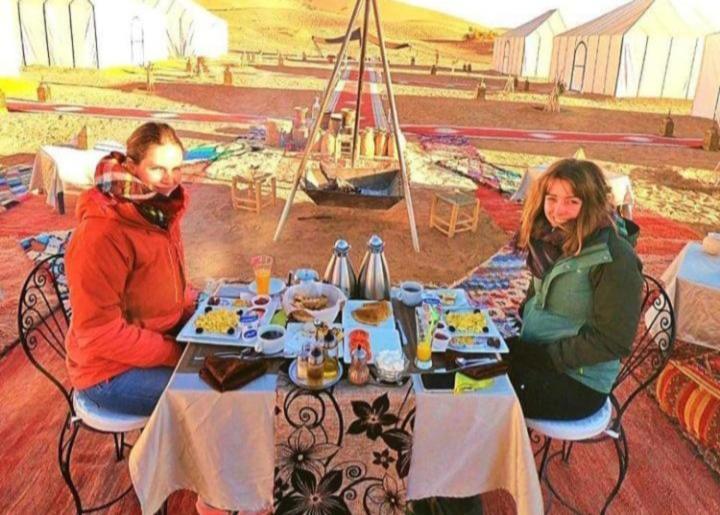 Merzouga Luxury Camp Exterior foto